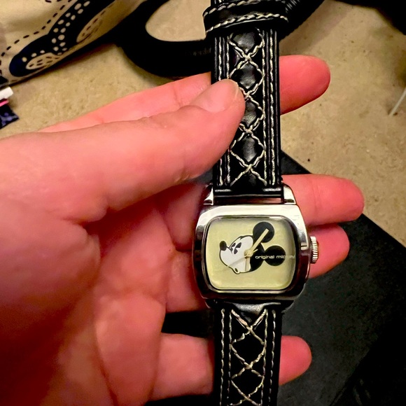Disney Accessories - Authentic vintage Disney Mickey Mouse watch